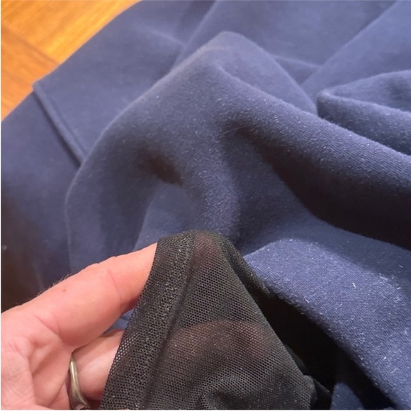 Lululemon Athletica Men's Black Half Zip Sweater - Picture 10 of 12